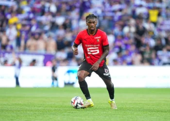 Le Stade Rennais boucle son 27e départ avec ce défenseur envoyé en Russie !