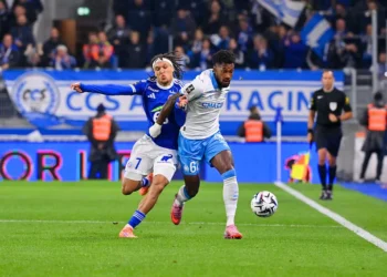 RC Strasbourg – OM : Mauvais alignement, Balerdi glisse… Voici le but du RCSA !