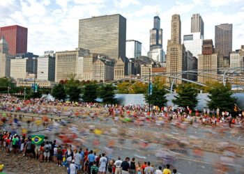 Marathon de Chicago : Hawi Feysa s’impose avec un chrono historique