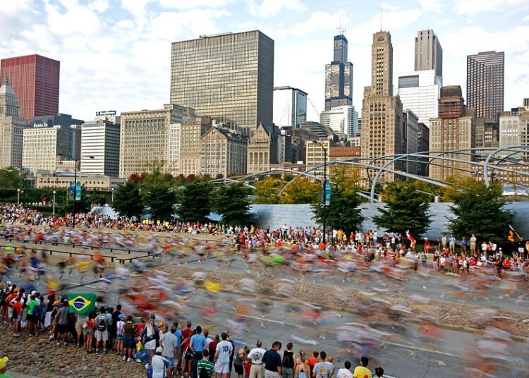 Marathon de Chicago : Hawi Feysa s’impose avec un chrono historique