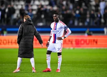 Moussa Niakhaté avec l'OL