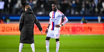 Moussa Niakhaté avec l'OL