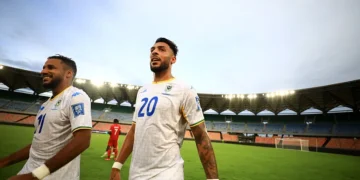 Jim Allevinah et Denis Bouanga avec le Gabon en 2023