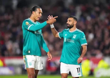 Liverpool : Salah à deux doigts du départ ? Van Dijk tranche