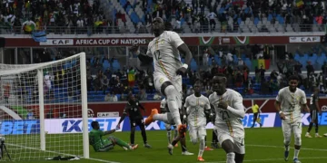 Pape Cherif Ndiaye et Ibrahim Mbaye (au loin) avec le Sénégal à la CAN 2025