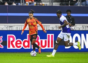 OM : Benatia garde un oeil sur ce crack absolu de la CAN