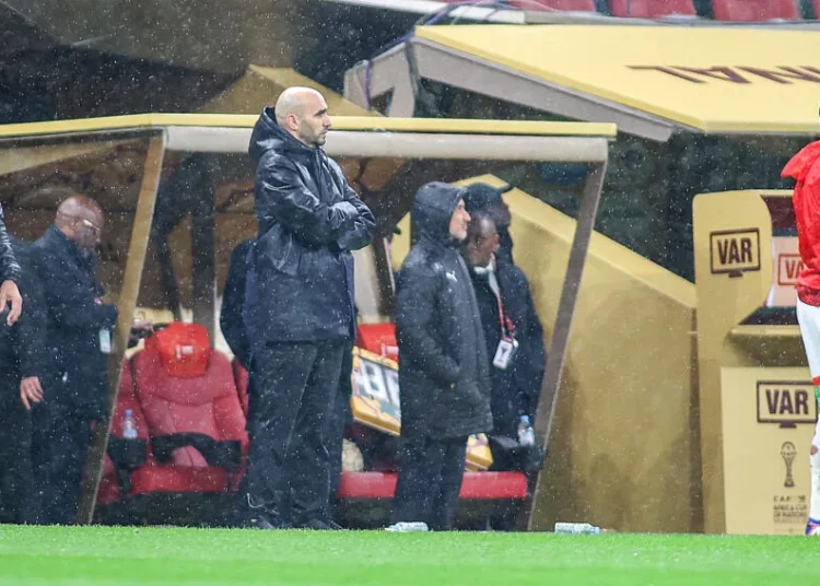 “Honteux” : Le coup de gueule de Regragui après Maroc–Sénégal