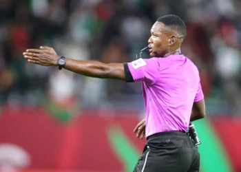 « Une honte pour le football africain » : l&rsquo;arbitre de Nigeria – Maroc se fait allumer