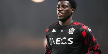 Nguéné quitte Nice pour le Standard (off.)