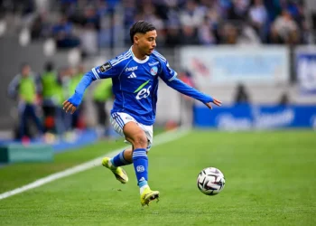 Le Barça sur les traces de la pépite marocaine du RC Strasbourg