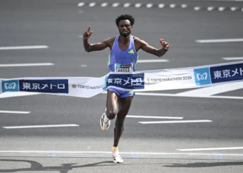 Tadese Takele s’impose au sprint et conserve son titre au marathon de Tokyo