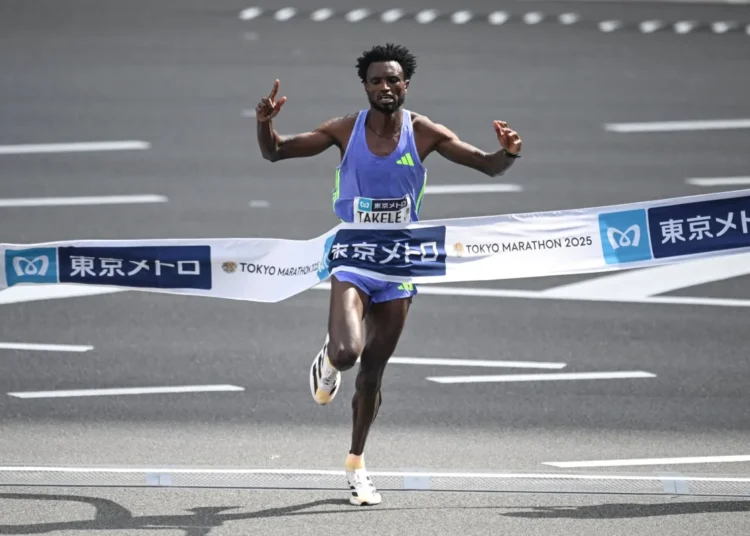 Tadese Takele s’impose au sprint et conserve son titre au marathon de Tokyo