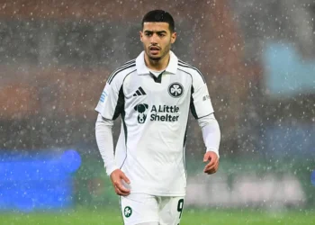 Lens commence son ménage et vend son ailier pour 3M€
