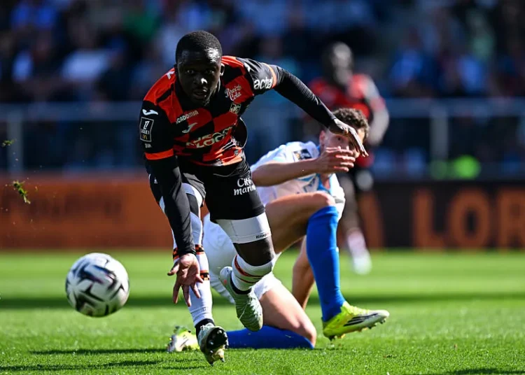 Coup de tonnerre à Lorient : le meilleur buteur part libre cet été