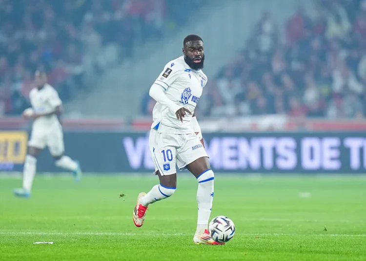 AJ Auxerre : Pélissier pose une condition : Sinayoko ou il part