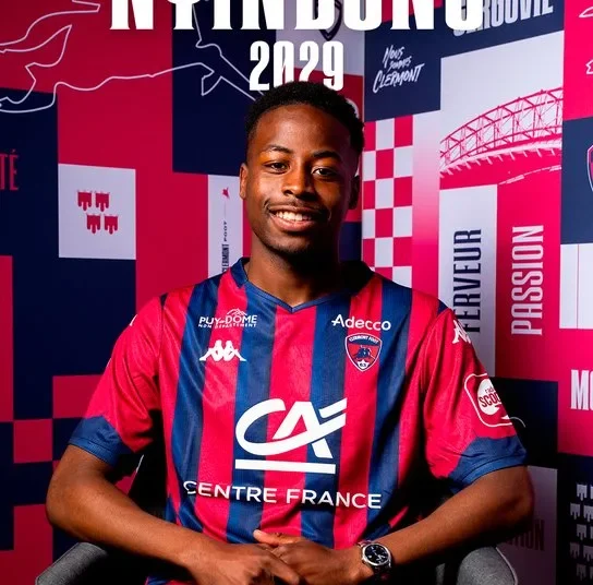 Clermont Foot 63 : 17 buts en U19, il signe pro jusqu&rsquo;en 2029 (Off)